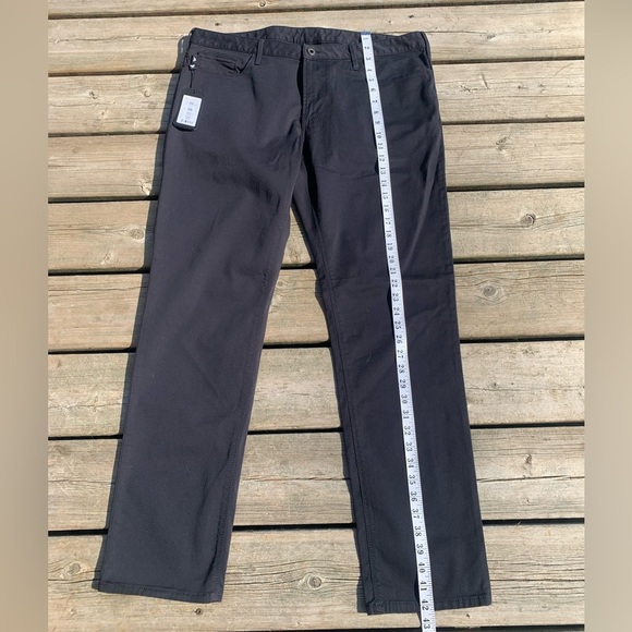 NWT Emporio Armani Men’s Slim Fit Pants - Size 38 - Picture 8 of 10
